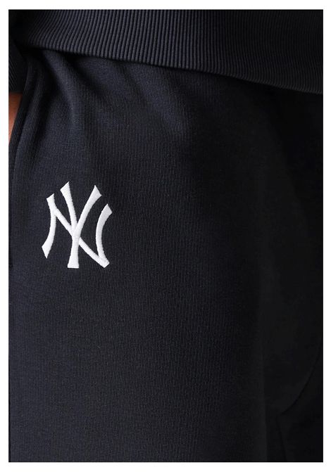 New Era New York Yankees MLB League Essential Joggers Black Men NEW ERA | Pants | 60675767-